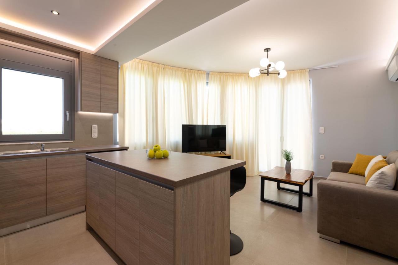 Tsatos Luxury Residence Kremastí Exterior foto