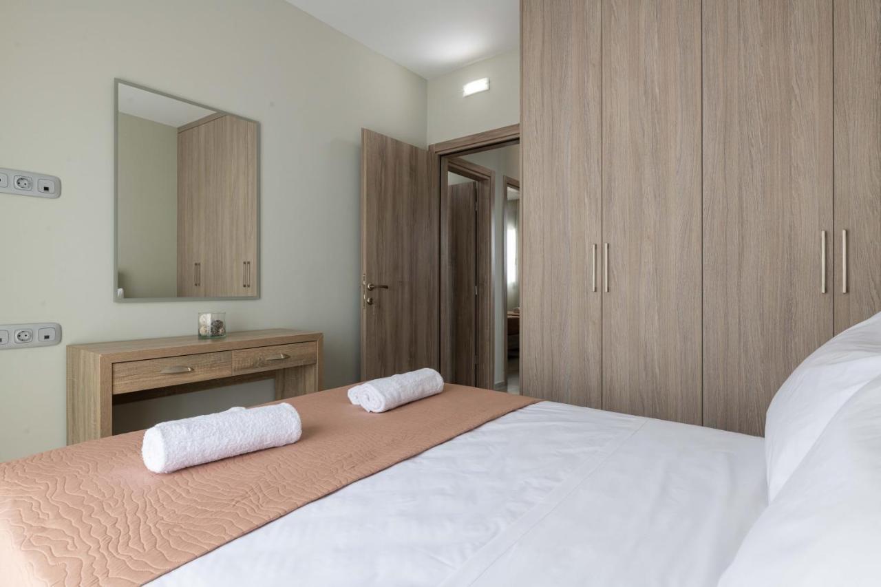 Tsatos Luxury Residence Kremastí Exterior foto